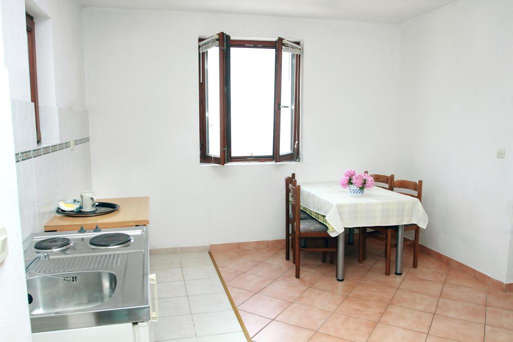Apartments Sanader Okrug Gornji Habitación foto