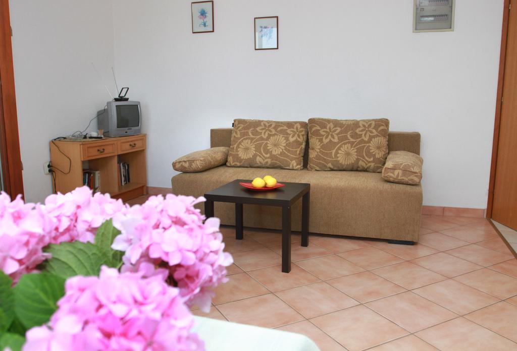 Apartments Sanader Okrug Gornji Habitación foto